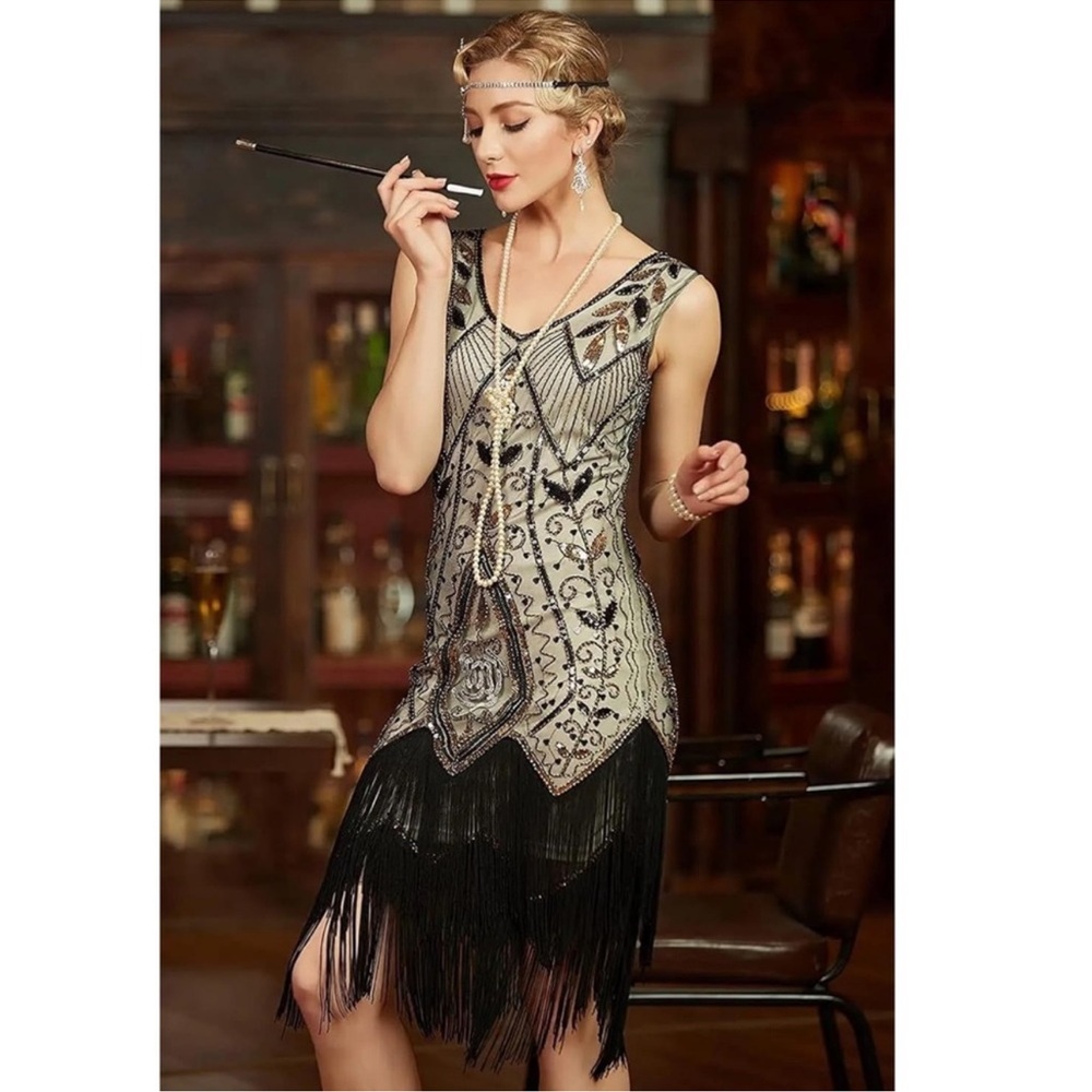 Metme 1920’s Great Gatsby Roaring 20’s Flapper dress Large sequin embellished